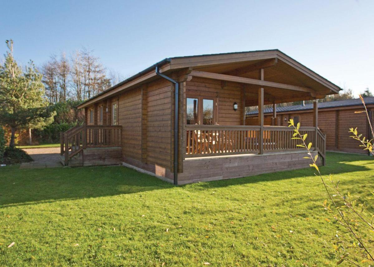 Dacre Lakeside Park Hotel Brandesburton Exterior foto